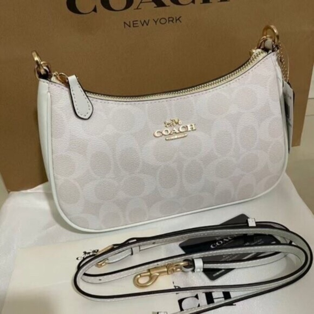 🍭Coach Teri Shoulder Bag In Signature Canvas - Picture 7 of 7
